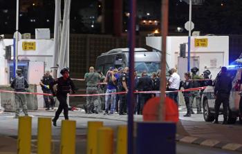 جانب من عملية إطلاق النار على حاجز شعفاط أمس