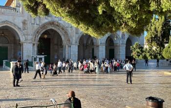 مستوطنون يقتحمون باحات الأقصى المبارك