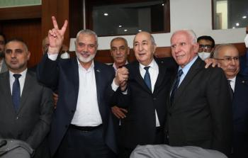 الفصائل الفلسطينية مع الرئيس الجزائري ليلة أمس