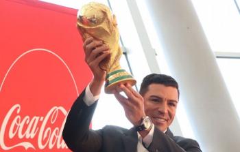 مجسم كأس العالم يصل إلى أوروغواي