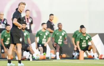 السعودية أمام تكرار إنجاز 1994 وميسي لإبقاء الحلم الأرجنتيني