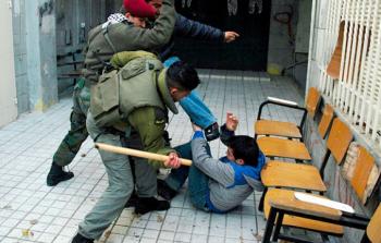 الاعتقالات السياسية والتعذيب في سجون السلطة مرتفعة