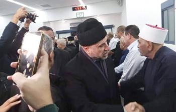 الهباش يزور ويواسي عائلة الجندي الدرزي تيران بيرو