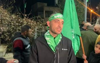 الأسير فاروق عيسى لحظة وصوله منزله