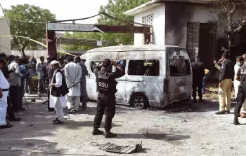 3 قتلى و23 مصابا في هجوم انتحاري بباكستان