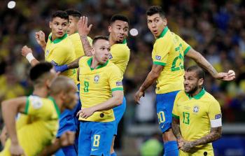 لاعبو المنتخب البرازيلي
