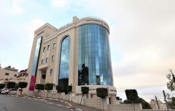 البنوك الصغيرة مجبرة على الاندماج أو تغيير برامجها للبقاء