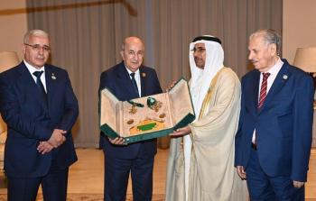 البرلمان العربي يمنح الرئيس الجزائري وسام القائد