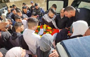 الجماهير في رام الله تُشيع الشهيد الفتى هيثم مبارك