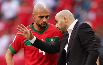 هل يغيب سفيان أمرابط عن مباراة المغرب وإسبانيا في كأس العالم؟