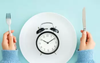منها الصيام المتقطع والمشي للخلف.. 8 عادات تُحسن الذاكرة