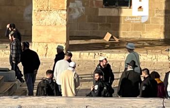 مستوطنون يقتحمون باحات الأقصى المبارك