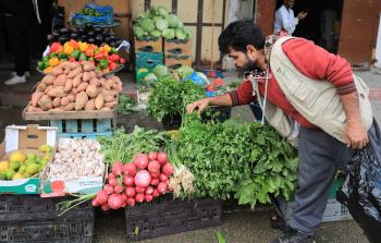 سوق الخضار والفاكهة في غزة