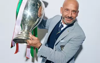 فيالي يترك المنتخب الايطالي للعلاج من المرض