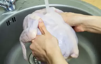 5 أخطاء شائعة في طهو الدجاج.. احذروها