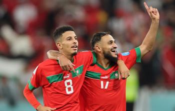 أنجيه الفرنسي يستعد لإمكانية التخلي عن المغربيين أوناحي وبوفال