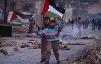 مشهد حي من الانتفاضة الأولى 