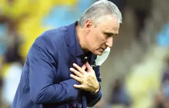 رسمياً: قرار غير متوقع لمدرب البرازيل بعد الخسارة أمام كرواتيا