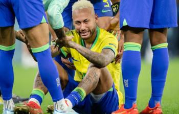 حزن وبكاء في البرازيل بعد وداع مونديال قطر