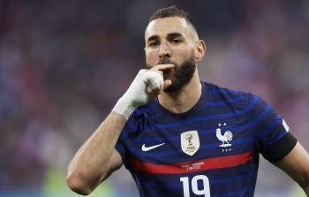 قرار مفاجئ لكريم بنزيمة بعد يوم من انتهاء كأس العالم