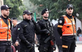 الشرطة تؤمن مهرجان انطلاقة حماس الـ 35 في ساحة الكتيبة بغزة (تصوير: apa)