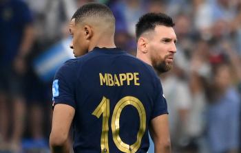 حلم مبابي بكأس ثانية تواليًا يتبدد على يد ميسي