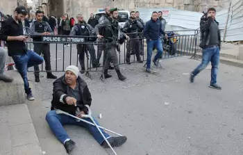 الناشط المقدسي أبو الحمص بعد تعرضه لاعتداءات الاحتلال- أرشيف