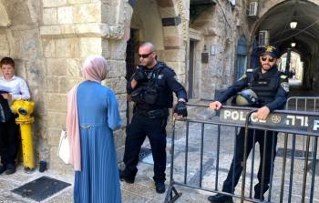 قوات الاحتلال تضيق على الفلسطينيين بالقدس المحتلة