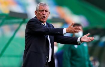 سانتوس يتولى قيادة منتخب أوروبي جديد