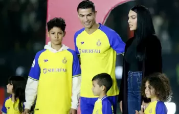 استقبال حافل لرونالدو في السعودية من جماهير النصر