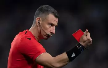 من هو حكم مباراة الأهلي والزمالك اليوم في الدوري المصري؟