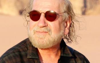 الفنان التشكيلي طالب دويك