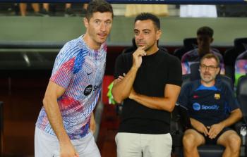 تشافي: ليفاندوفسكي جلب عقلية الفوز لبرشلونة