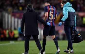 هل سيشارك بوسكيتس في مباراة برشلونة ومانشستر يونايتد؟