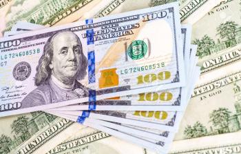 شركات تفرض تسليم الحوالة على المواطنين بالشيقل و