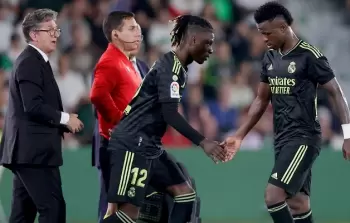 سبب غياب فينسيوس وكامافينغا عن مباراة ريال مدريد وسوسيداد