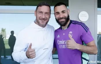 توتي يزور تدريبات ريال مدريد.. ويعترف