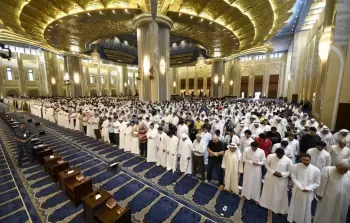 ما هو حكم الشرب في صلاة القيام؟