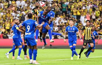 مباراة الهلال والاتحاد.. النصر ينتظر خدمة من الزعيم