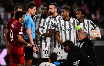 يوفنتوس يسعى لانتزاع التأهل من ملعب إشبيلية في الدوري الأوروبي