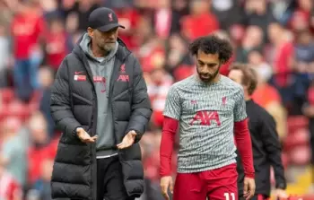 كلوب يرفض فكرة رحيل محمد صلاح عن ليفربول