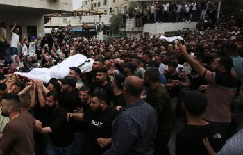 لحظة استقبال جثامين الشهداء في نابلس