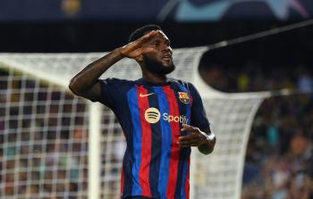 تشافي يقنع أحد لاعبي برشلونة بالرحيل