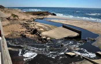 القاء مياه الصرف الصحي في البحر