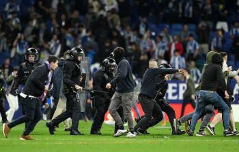 بسبب إفساد احتفالات برشلونة.. حرمان إسبانيول من جماهيره في الدوري الإسباني