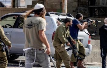 مستوطنون يعتدون على الفلسطينيين في الضفة الغربية (أرشيفية)