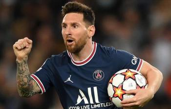 ميسي يوقع لنادي الهلال