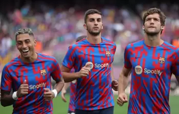 لماذا سيلعب برشلونة أول مباراة في الدوري الإسباني بدون جمهور؟