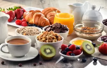 10 عادات صباحية تمنعك من فقدان الوزن.. منها غياب البروتين