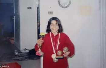 أنس جابر في صغرها